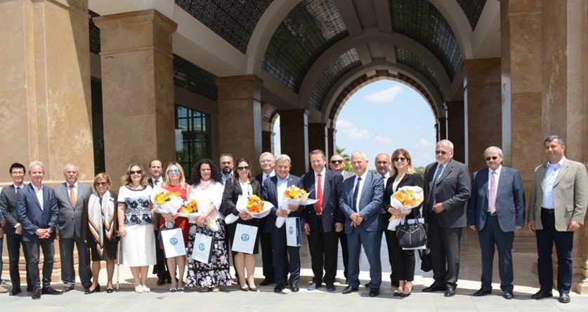 Farklı ülkelerin konsolosları öğrencilerimizle buluştular